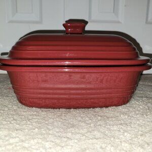 Deep Covered Baker by Pampered Chef